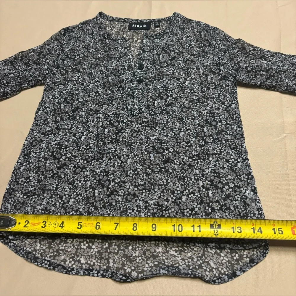 Kidpik‎ Black, White, Gray Floral Sheer Blouse
